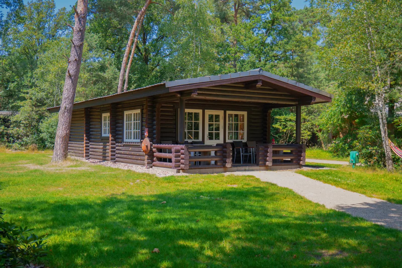 Outdoors Holten